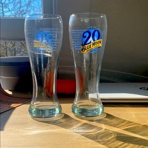 2 blue moon beer cups MAKE OFFER